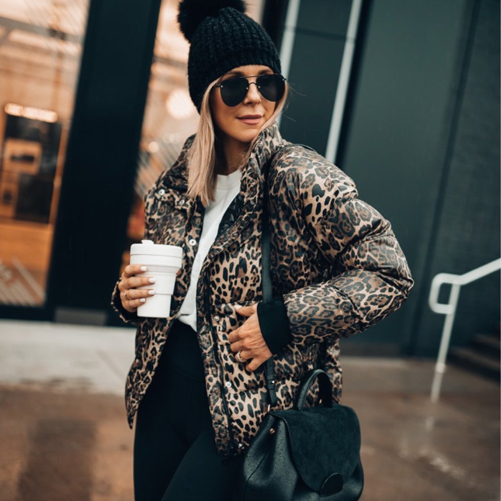 Varley Highland Puffer Jacket with removable hood